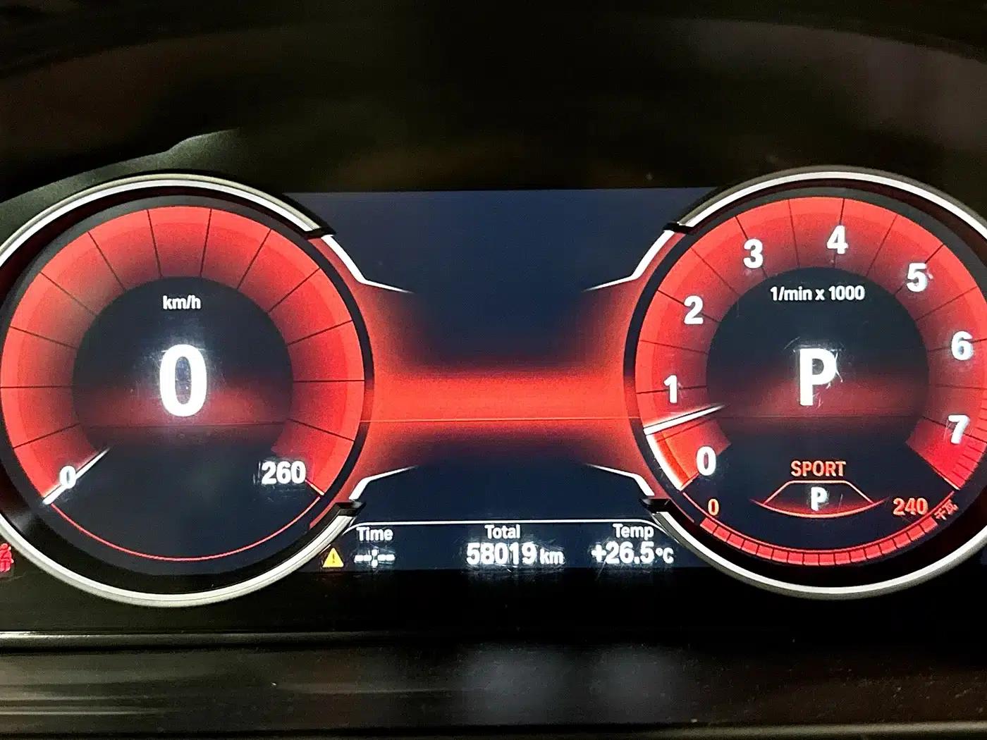BMW X6 2015 xDrive35i Luxury — миниатюра 9