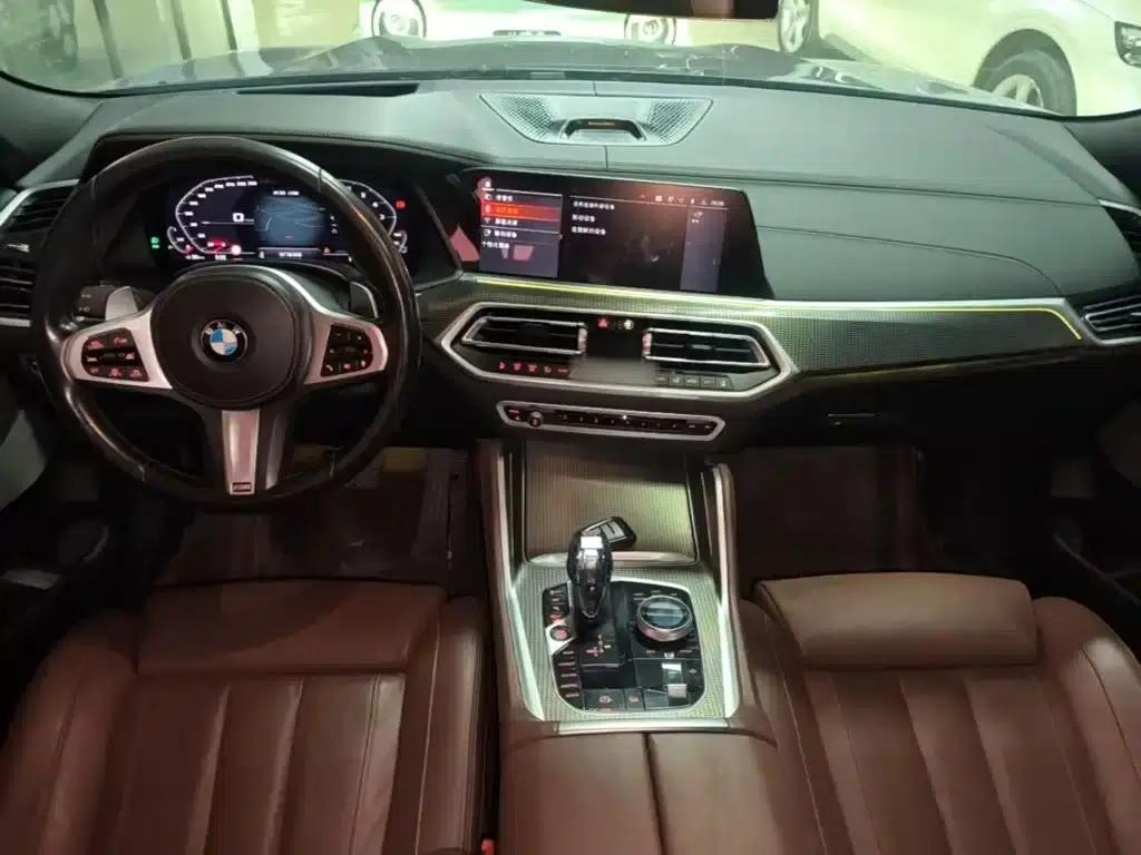 BMW X6 2021 Facelift xDrive40i Luxury M Sport Package — миниатюра 10