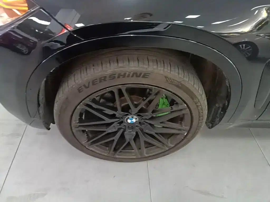 2019 BMW X6 xDrive35i M Sport Package — миниатюра 23