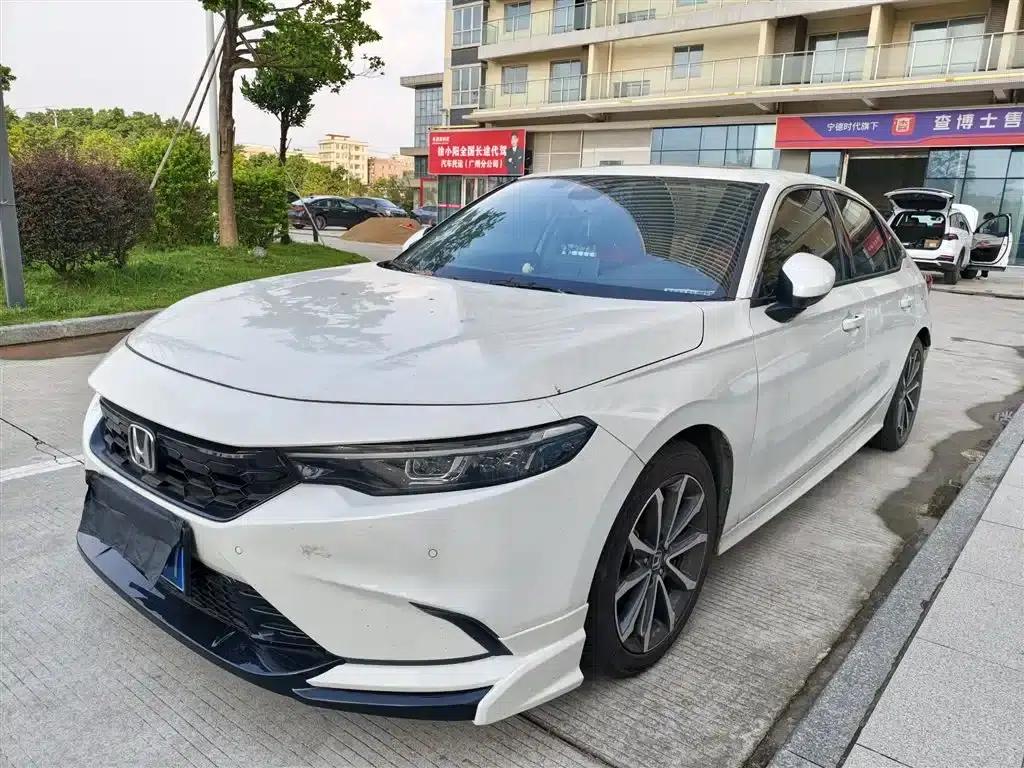 Stylish 2023 240TURBO CVT Smart Edition — миниатюра 1