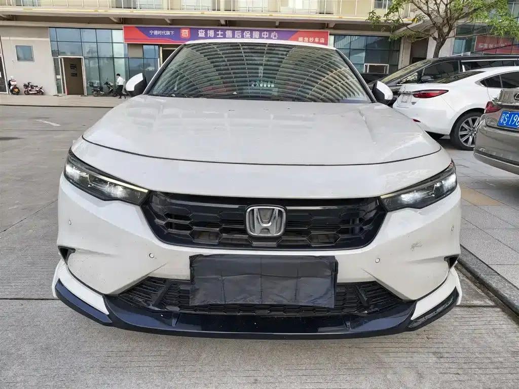 Stylish 2023 240TURBO CVT Smart Edition — миниатюра 2