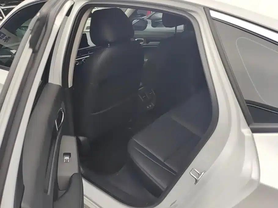 Stylish 2025 240TURBO CVT Tech Edition — миниатюра 11