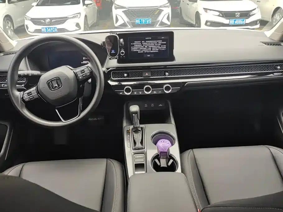 Stylish 2025 240TURBO CVT Tech Edition — миниатюра 12