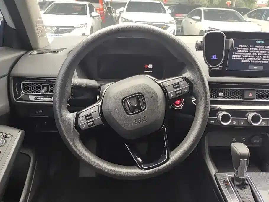 Stylish 2025 240TURBO CVT Tech Edition — миниатюра 15