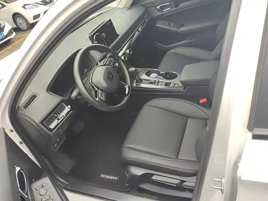 Stylish 2025 240TURBO CVT Tech Edition — миниатюра 9