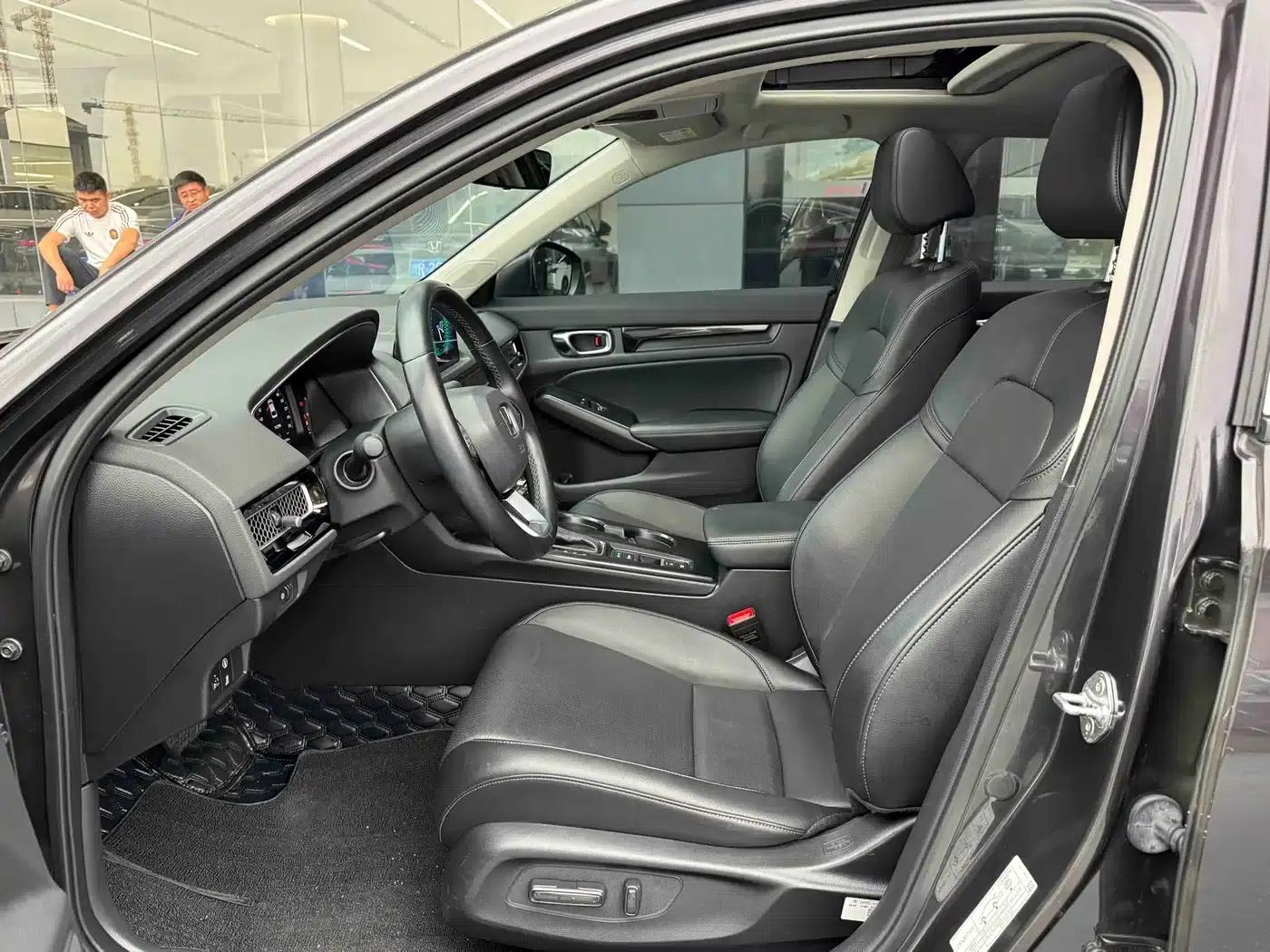 Stylish 2023 240TURBO CVT Deluxe Edition — миниатюра 4