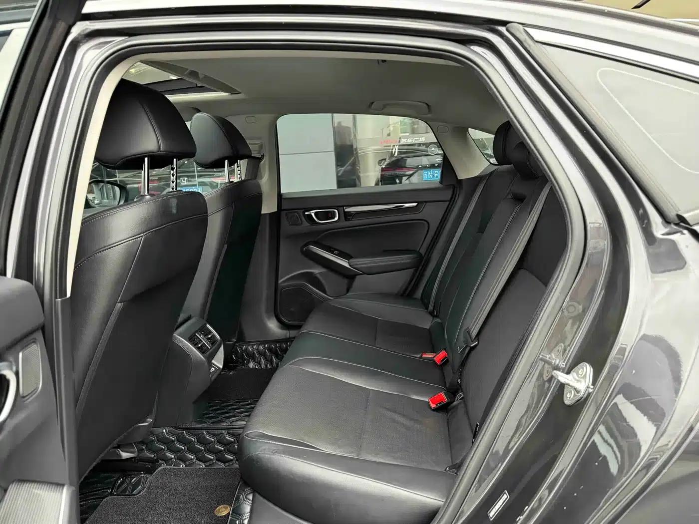 Stylish 2023 240TURBO CVT Deluxe Edition — миниатюра 6