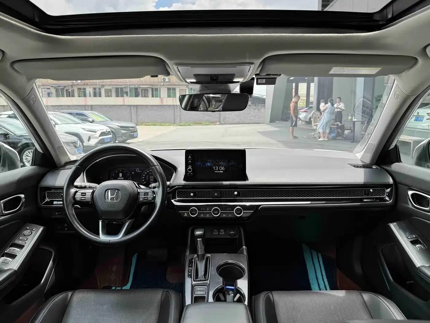 Stylish 2023 240TURBO CVT Deluxe Edition — миниатюра 5