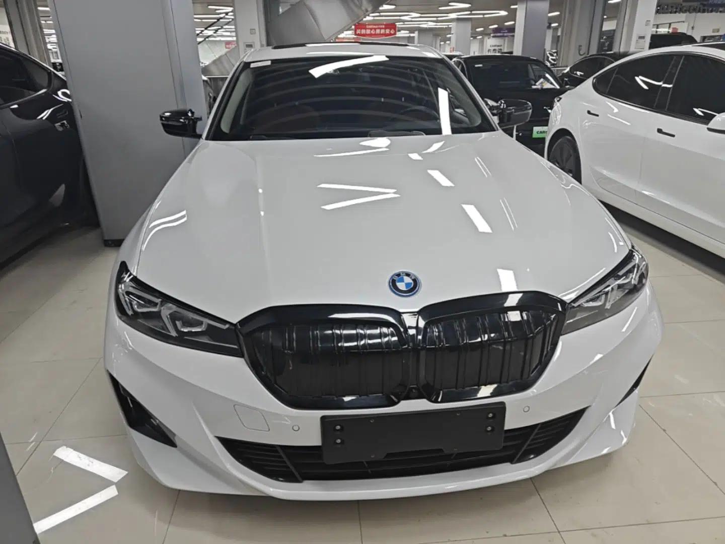 BMW i3 2022 eDrive 35 L — миниатюра 2