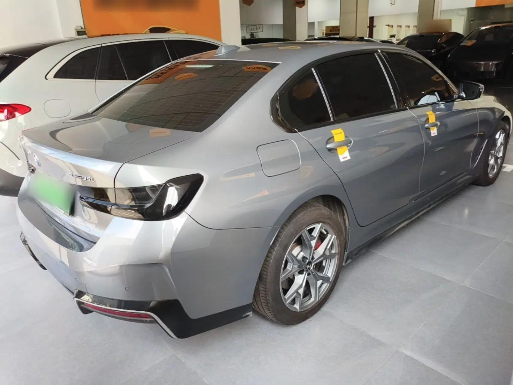 BMW i3 2022 eDrive 35 L — миниатюра 6