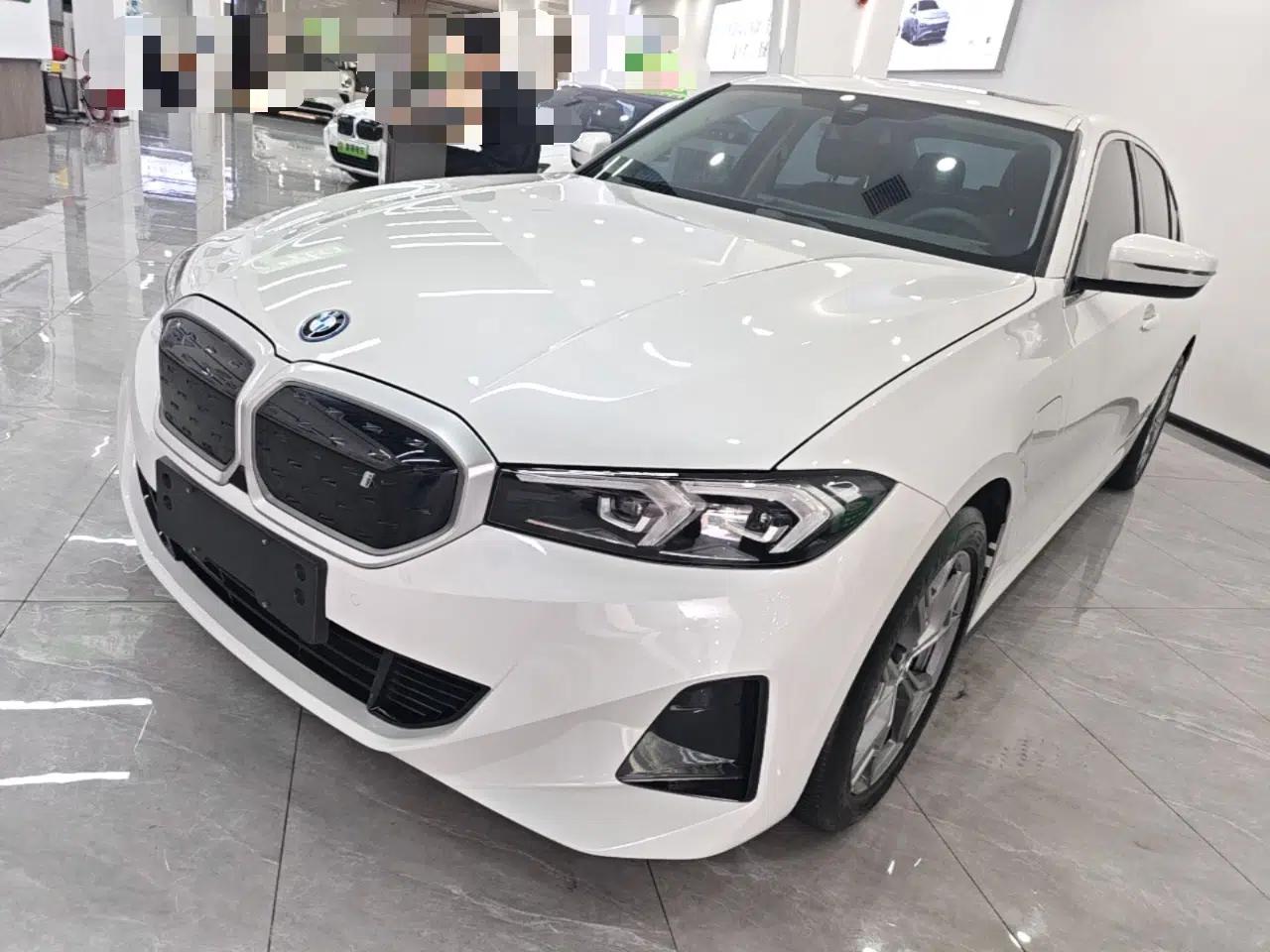 BMW i3 2024 eDrive 35 L — миниатюра 1