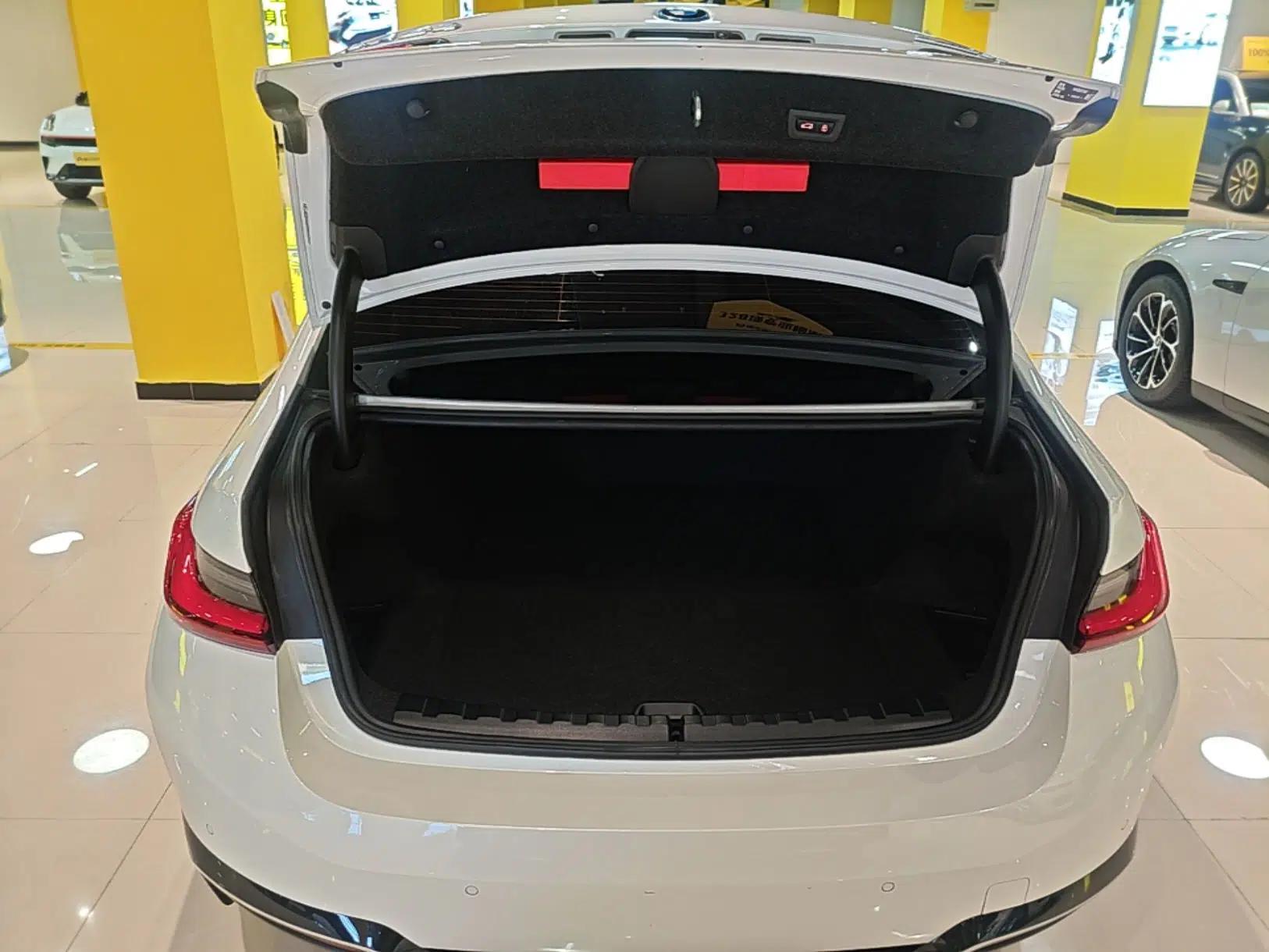 BMW i3 2024 eDrive 35 L — миниатюра 22