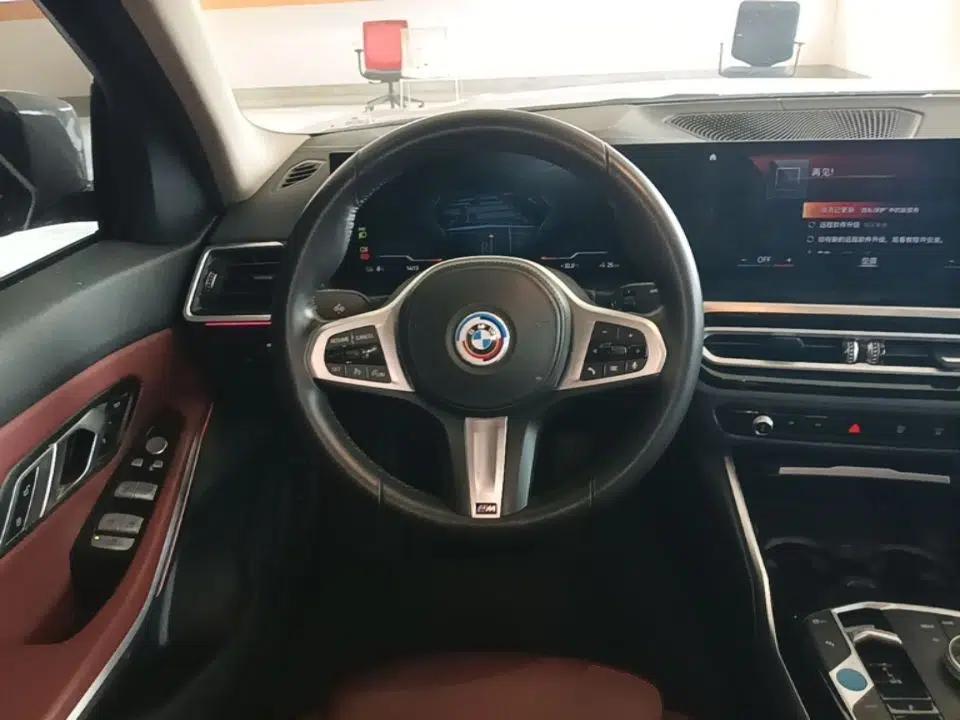 BMW i3 2022 eDrive 35 L — миниатюра 13