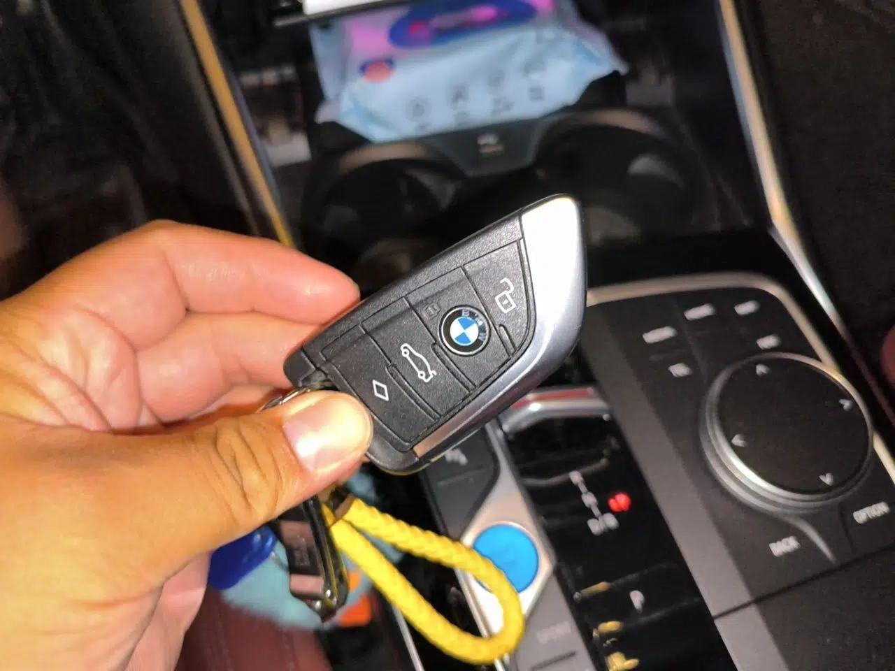 BMW i3 2024 eDrive 35 L — миниатюра 17
