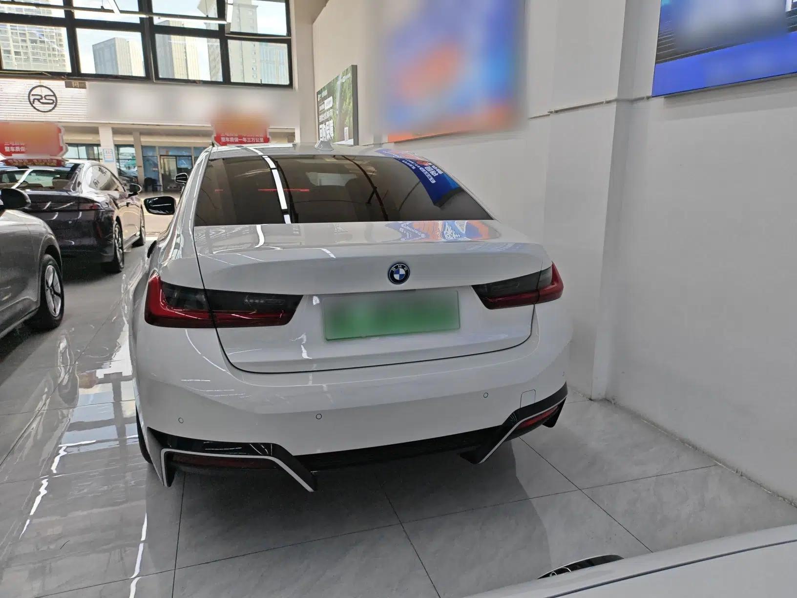 BMW i3 2024 eDrive 35 L — миниатюра 6
