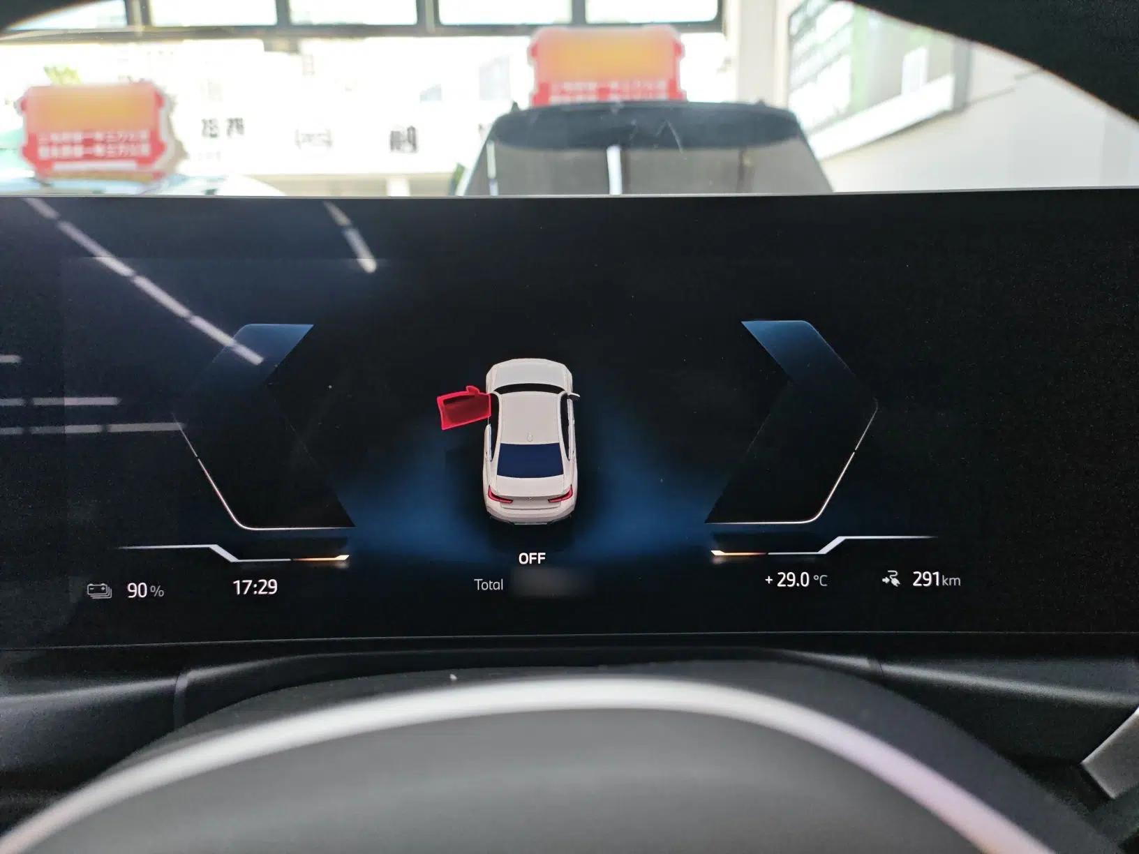BMW i3 2024 eDrive 35 L — миниатюра 9