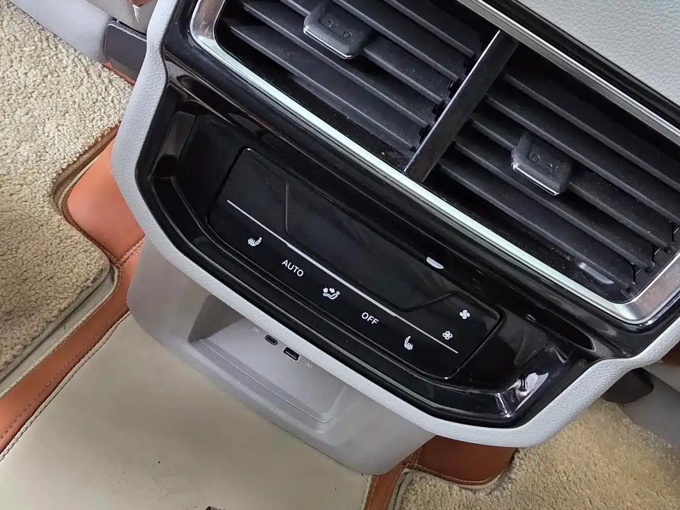2023 Volkswagen Teramont 530 V6 AWD Supreme Flagship Edition — миниатюра 22