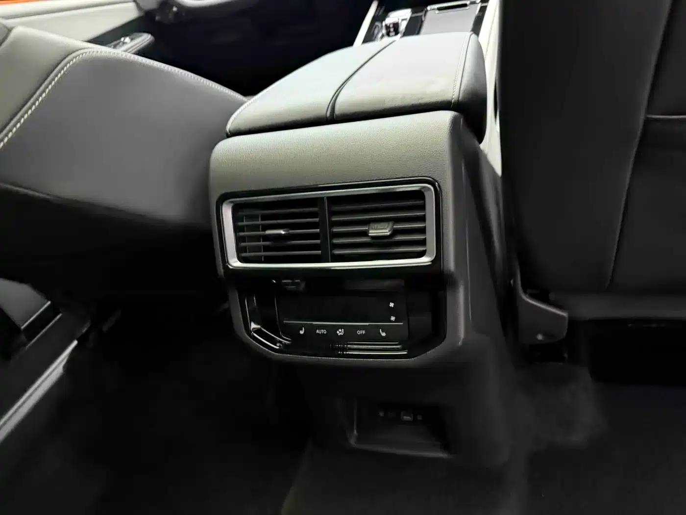 2023 Volkswagen Teramont 380TSI 4WD Premium Luxury Edition — миниатюра 5