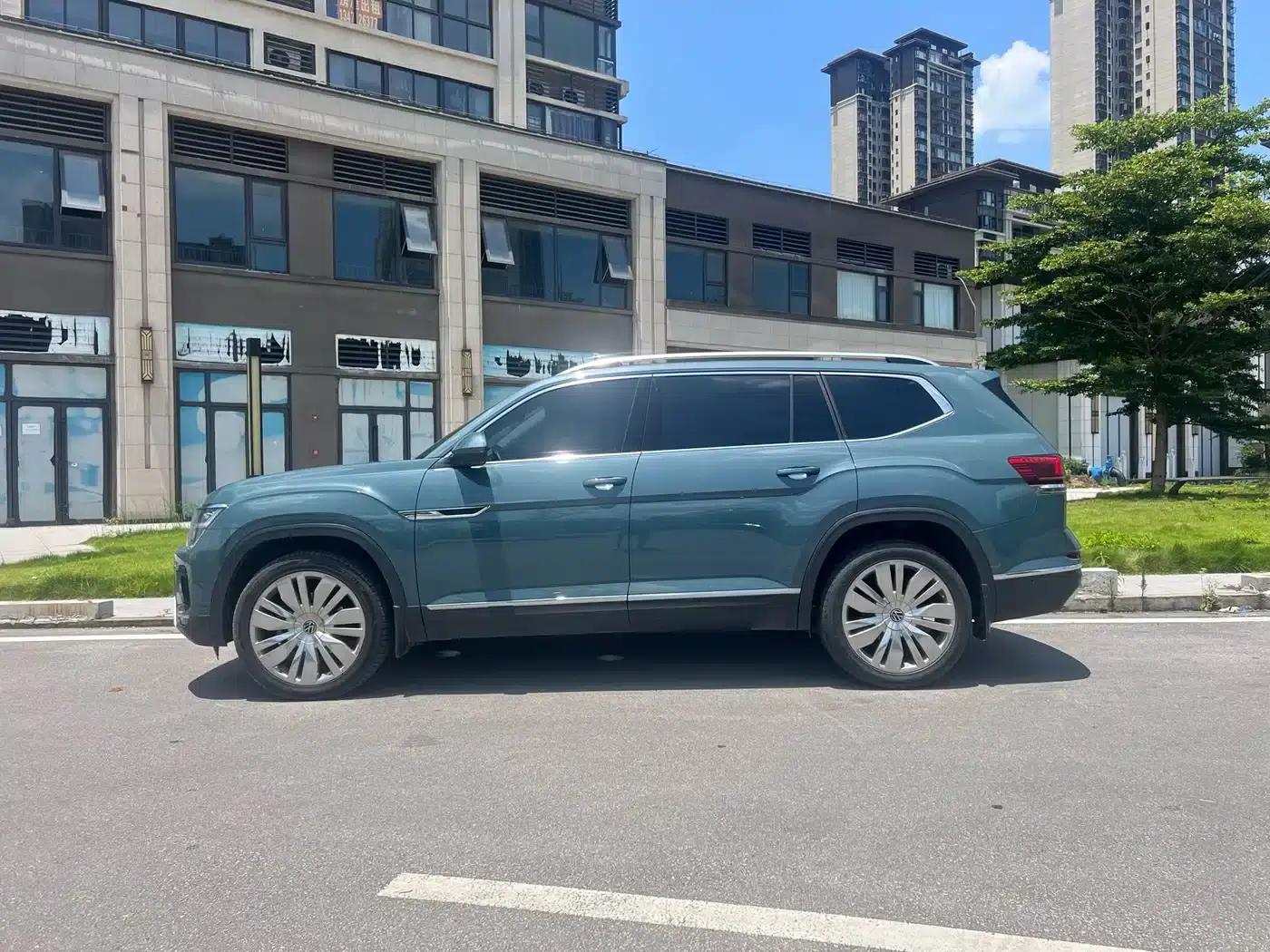 2023 Volkswagen Teramont 530 V6 AWD Supreme Flagship Edition — миниатюра 5