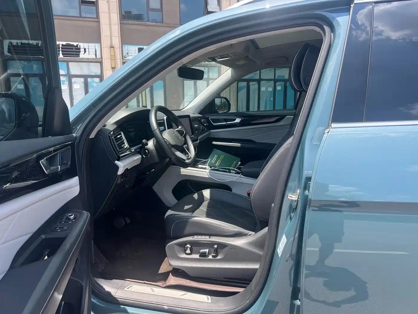 2023 Volkswagen Teramont 530 V6 AWD Supreme Flagship Edition — миниатюра 6