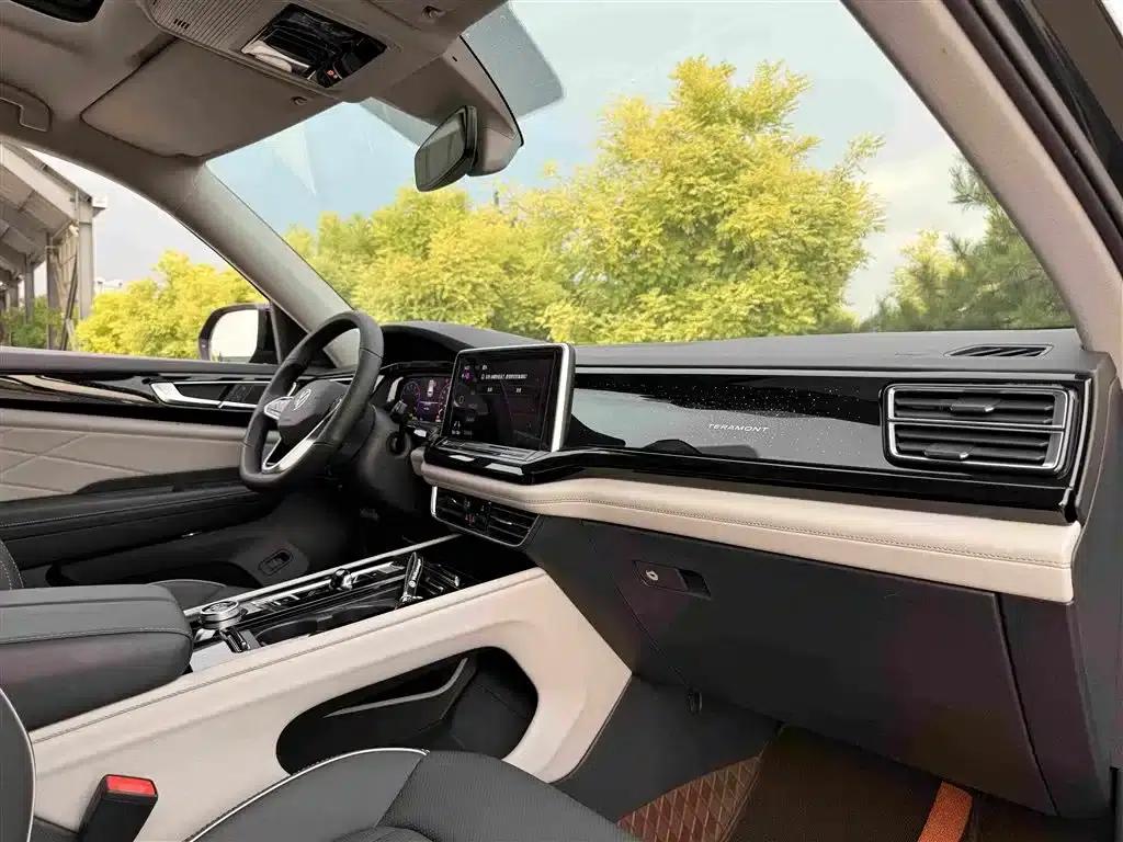 2023 Volkswagen Teramont 380TSI 4WD Premium Luxury Edition — миниатюра 17