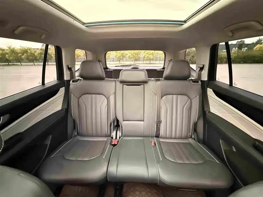 2023 Volkswagen Teramont 380TSI 4WD Premium Luxury Edition — миниатюра 23