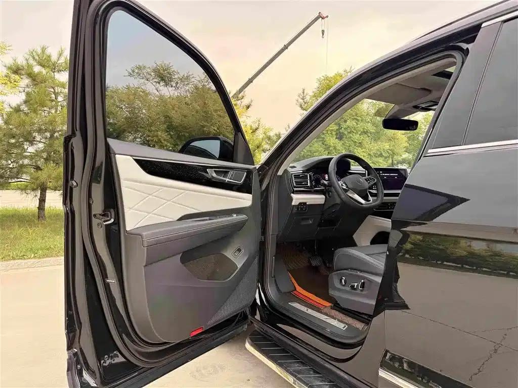 2023 Volkswagen Teramont 380TSI 4WD Premium Luxury Edition — миниатюра 4