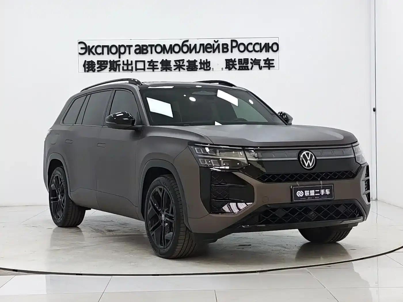 2025 Teramont Pro 450TSI 4WD Summit Edition — миниатюра 3