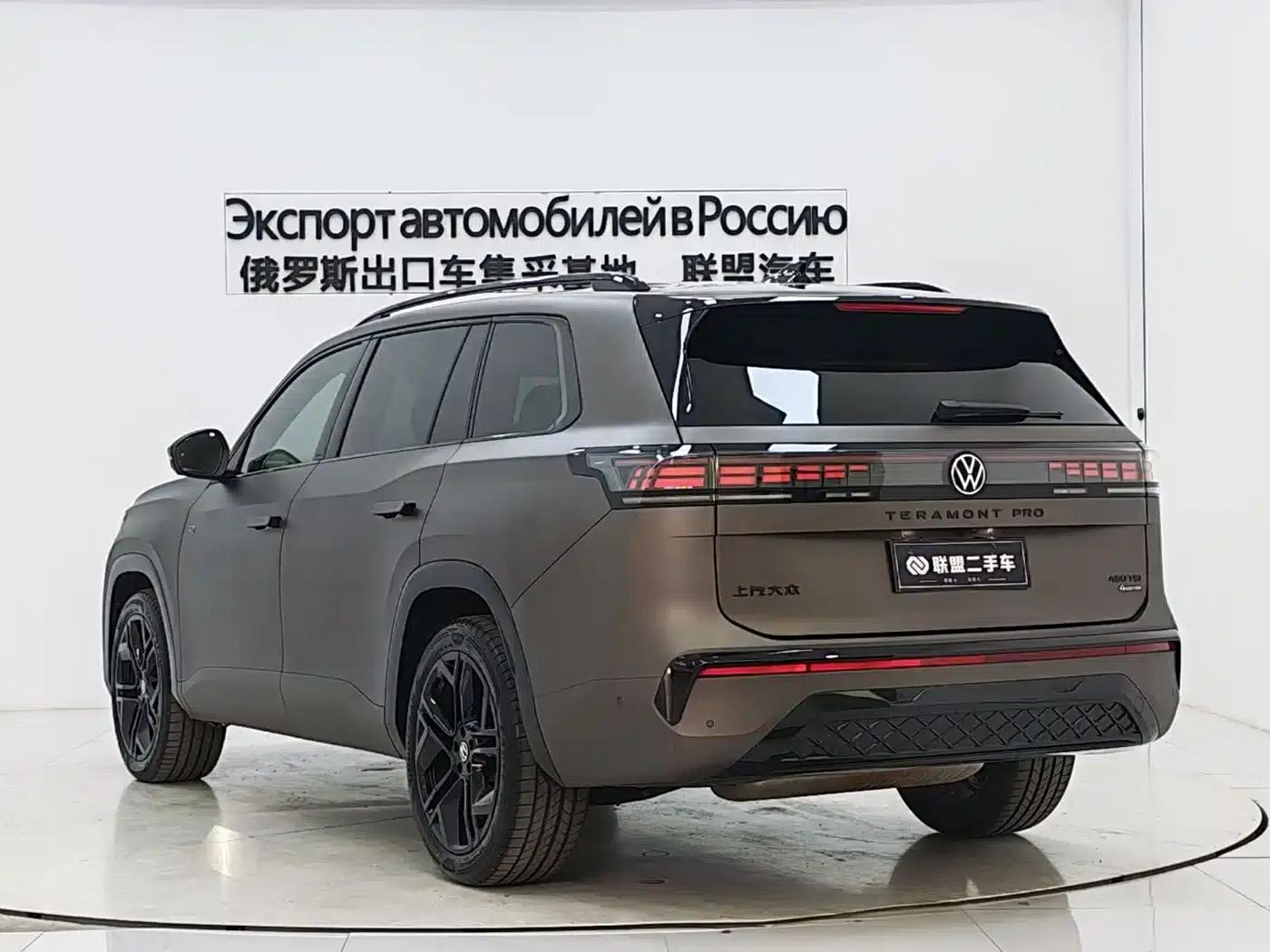 2025 Teramont Pro 450TSI 4WD Summit Edition — миниатюра 4