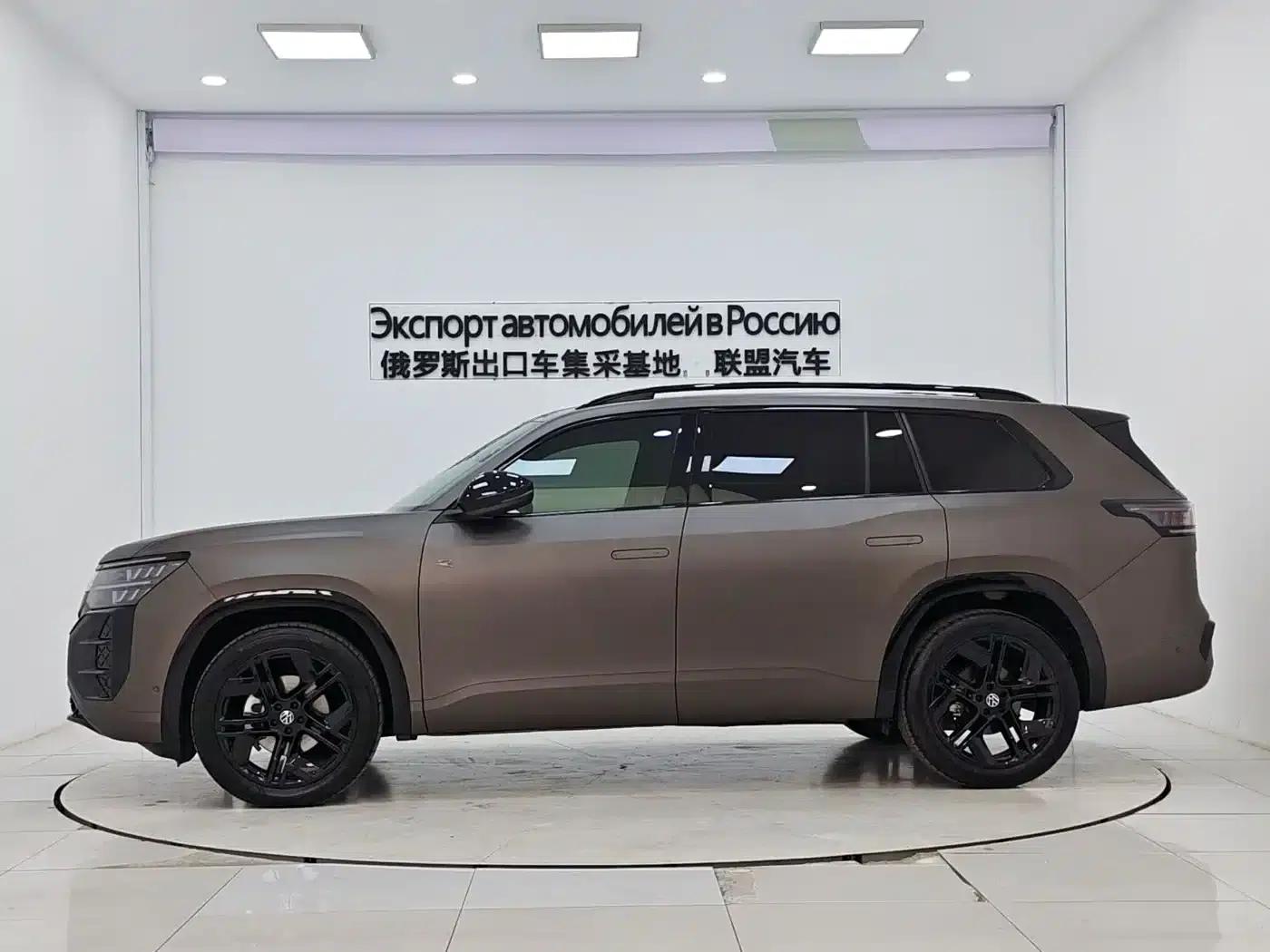 2025 Teramont Pro 450TSI 4WD Summit Edition — миниатюра 5