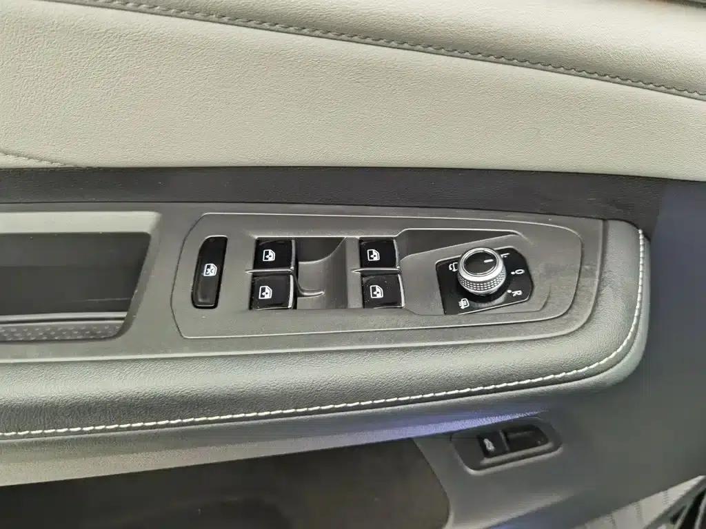 2023 Volkswagen Teramont 380TSI 4WD Premium Luxury Edition — миниатюра 9