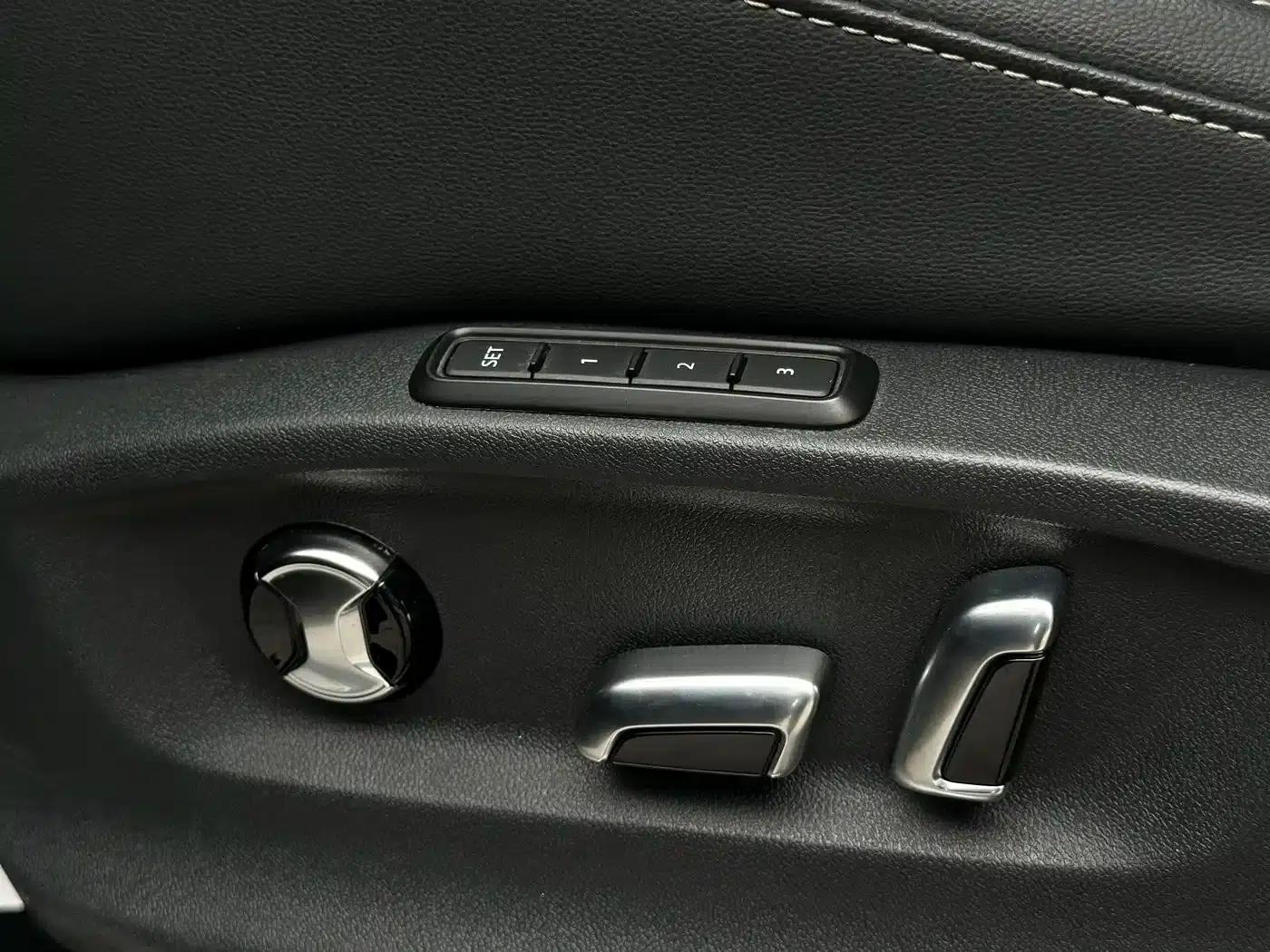 2022 Volkswagen Teramont 380TSI 4WD Premium Luxury Edition — миниатюра 13
