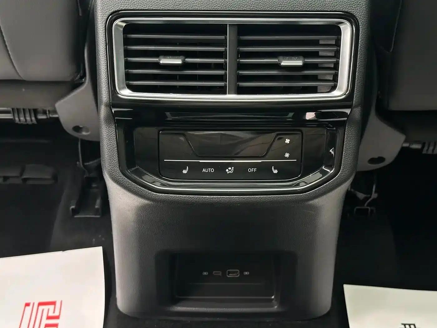 2022 Volkswagen Teramont 380TSI 4WD Premium Luxury Edition — миниатюра 17