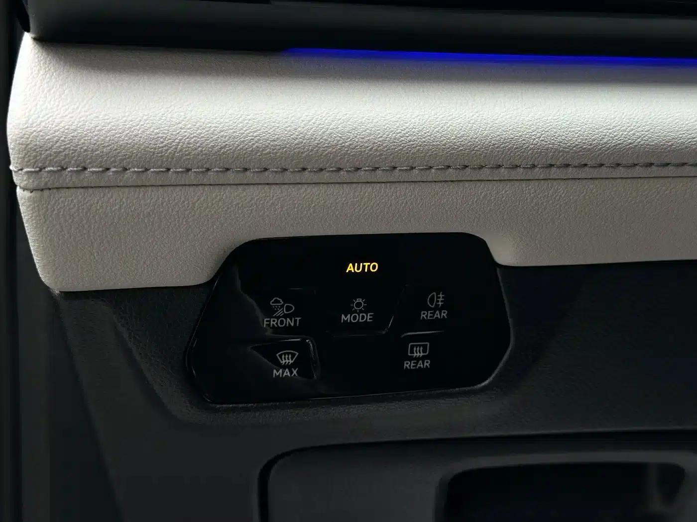 2022 Volkswagen Teramont 380TSI 4WD Premium Luxury Edition — миниатюра 18