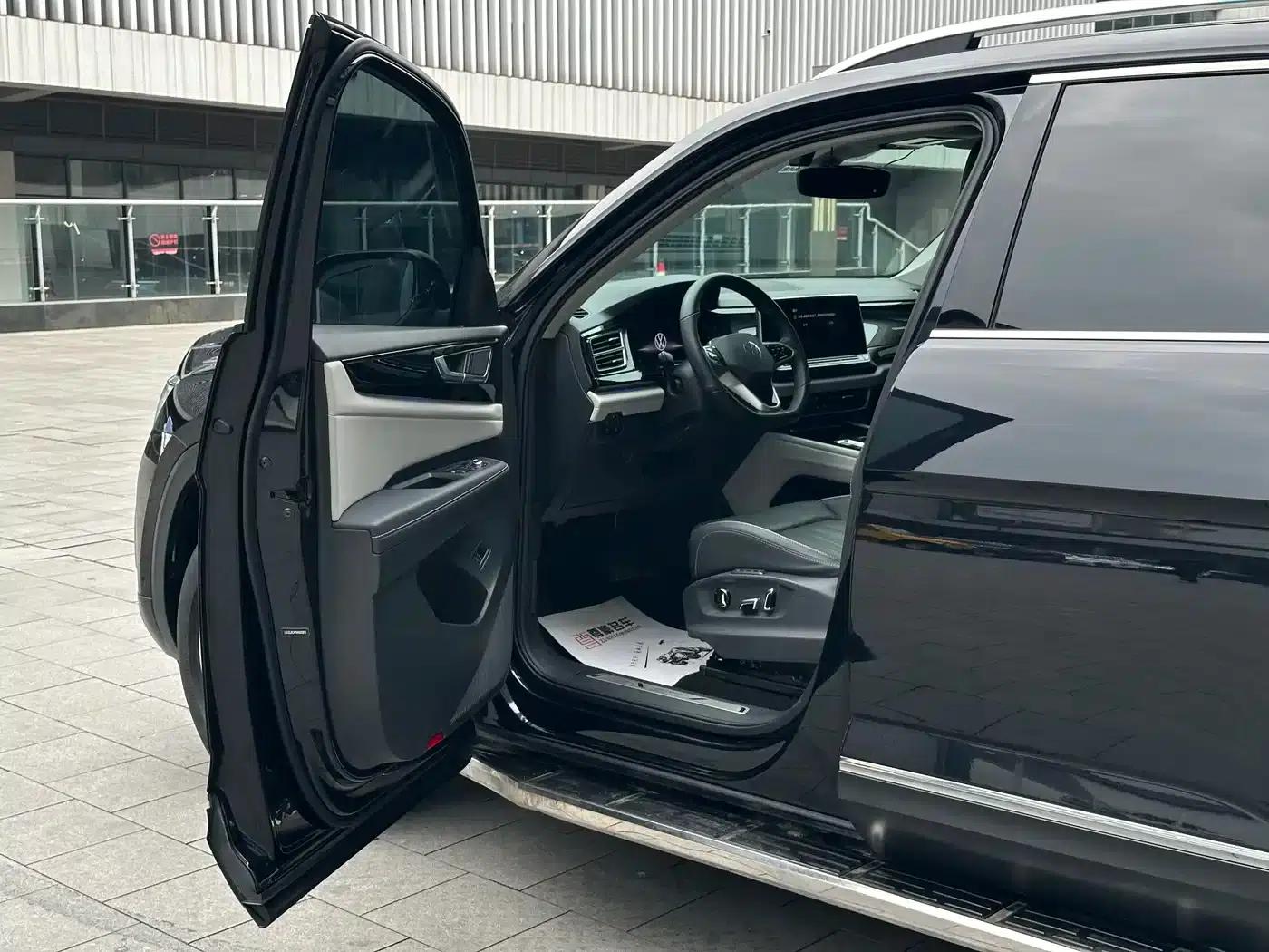 2022 Volkswagen Teramont 380TSI 4WD Premium Luxury Edition — миниатюра 4