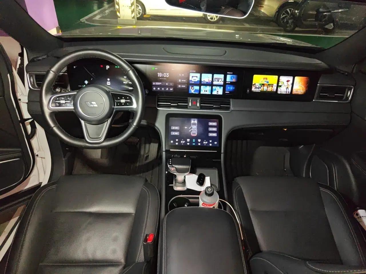 Li Auto ONE 2021 Extended-Range 6-Seater Version — миниатюра 9