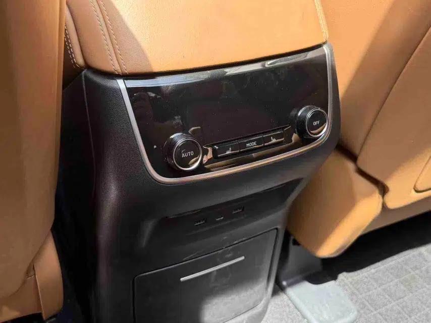 Li Auto ONE 2021 Extended-Range 6-Seater Version — миниатюра 13