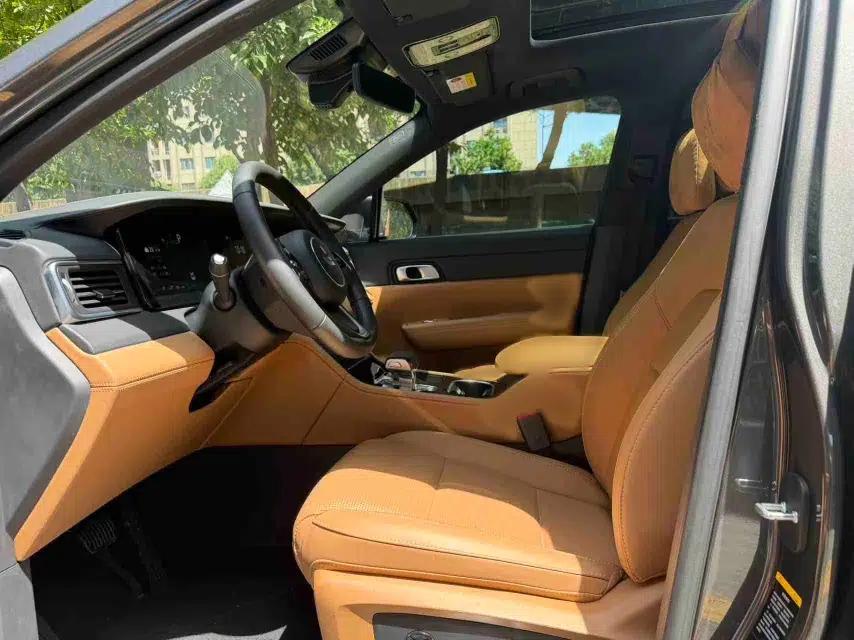 Li Auto ONE 2021 Extended-Range 6-Seater Version — миниатюра 17