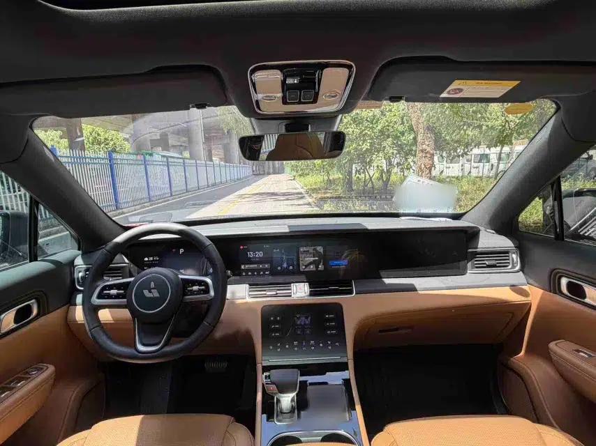 Li Auto ONE 2021 Extended-Range 6-Seater Version — миниатюра 10