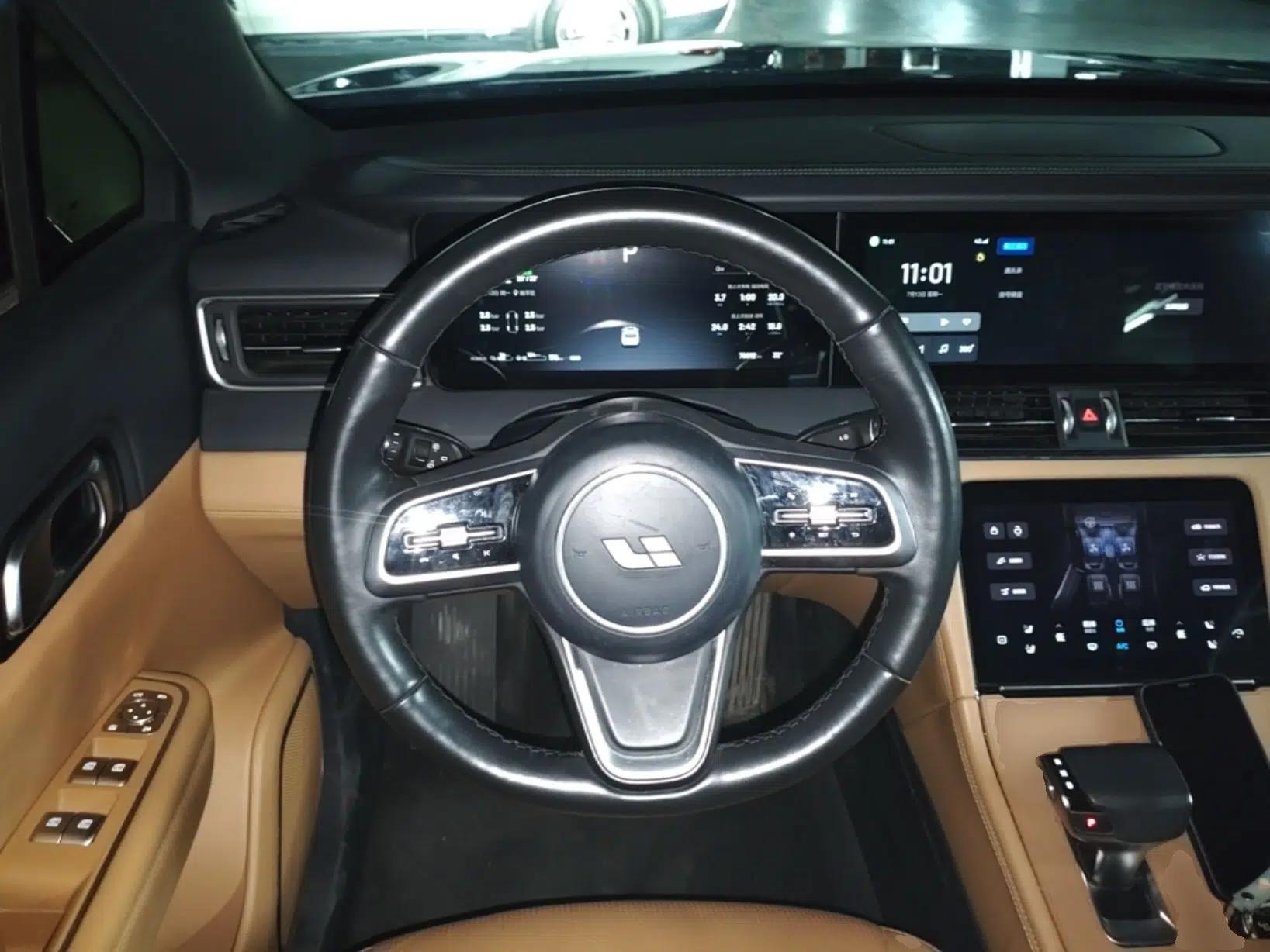 Li Auto ONE 2021 Extended-Range 6-Seater Version — миниатюра 13