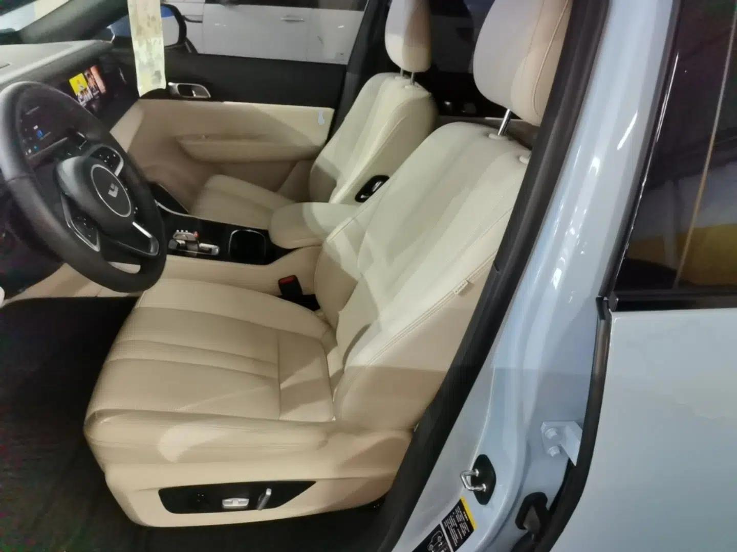 Li Auto ONE 2020 Extended-Range 6-Seater Version — миниатюра 17