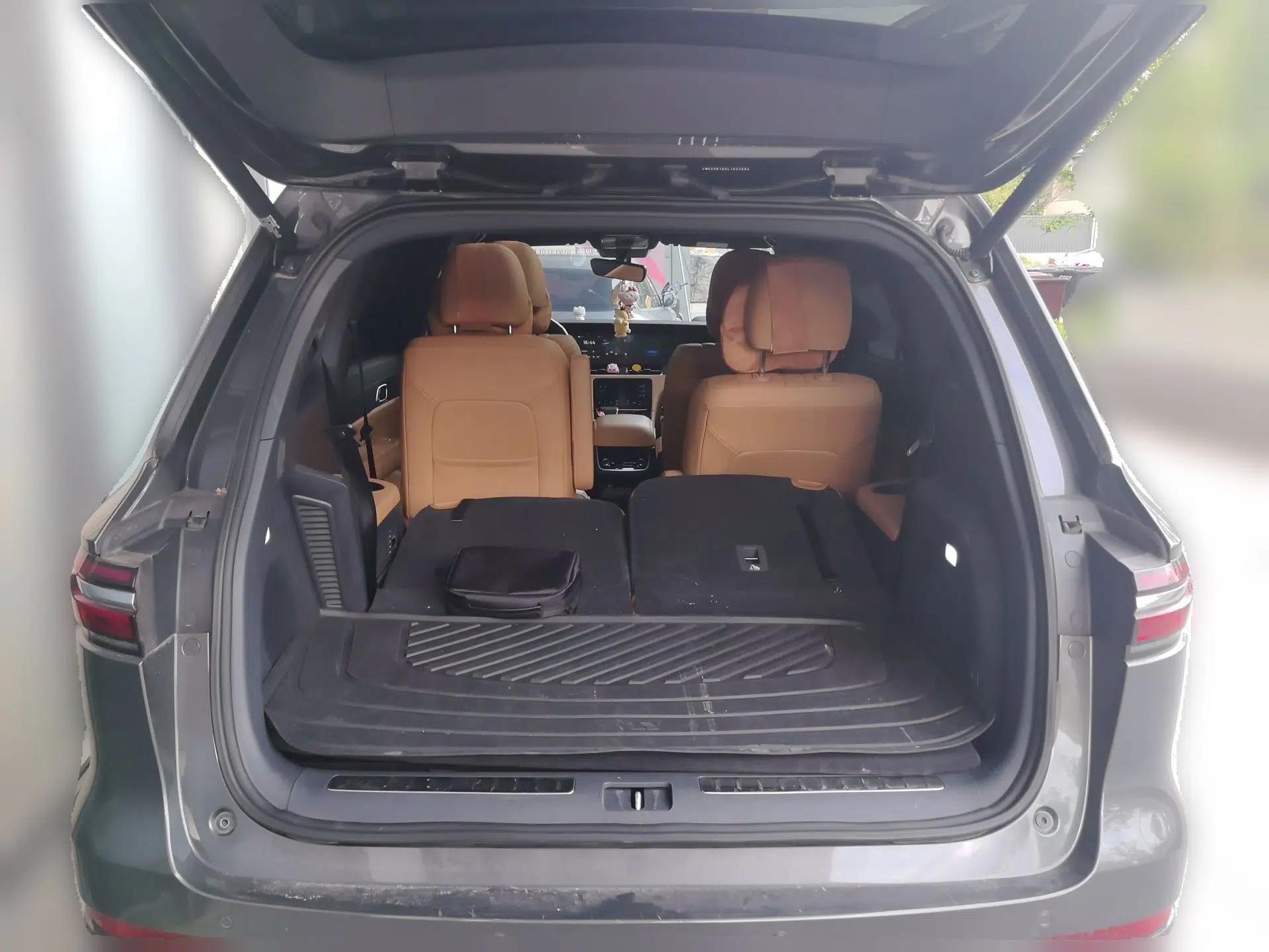 Li Auto ONE 2020 Extended-Range 6-Seater Version — миниатюра 16