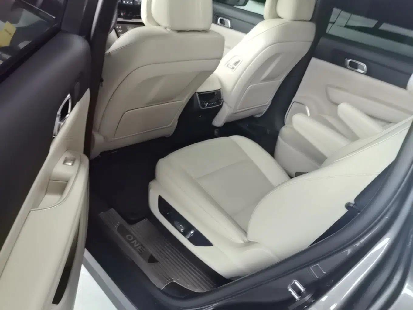 Li Auto ONE 2021 Extended-Range 6-Seater Version — миниатюра 20
