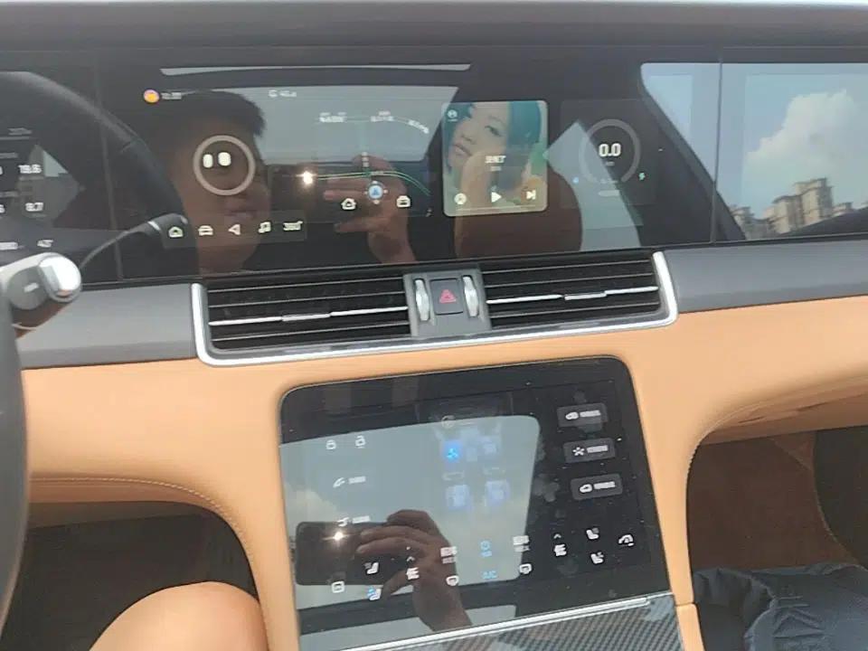 Li Auto ONE 2021 Extended-Range 6-Seater Version — миниатюра 15