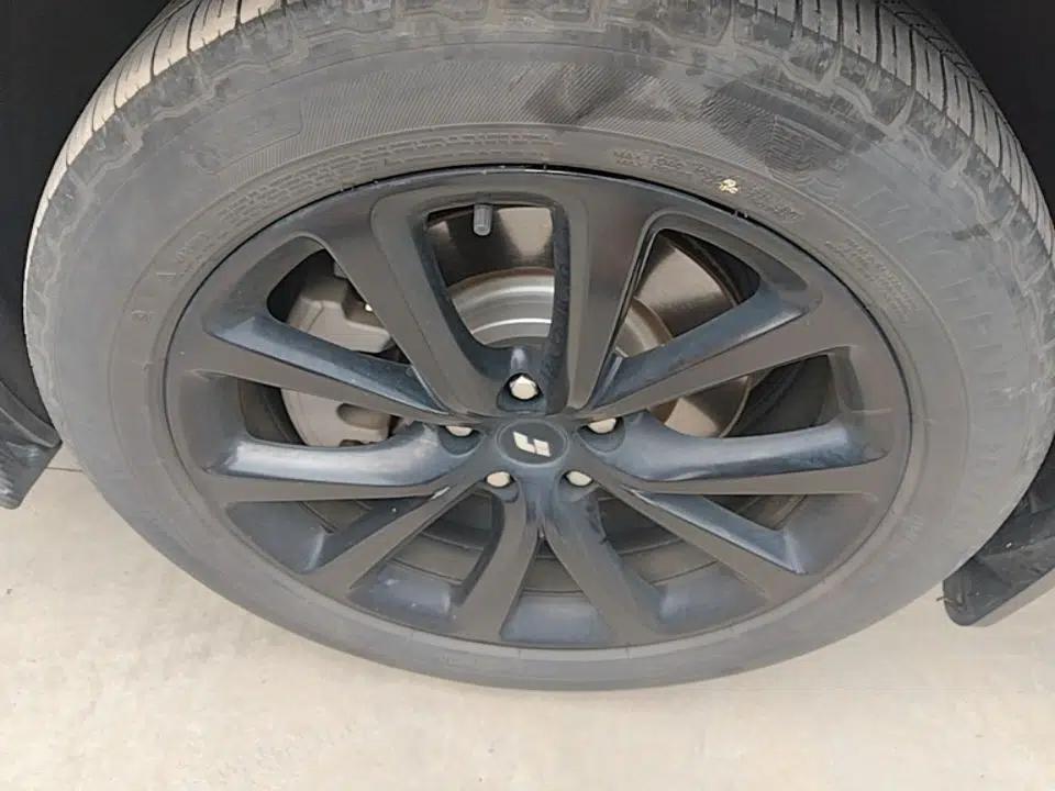 Li Auto ONE 2021 Extended-Range 6-Seater Version — миниатюра 10