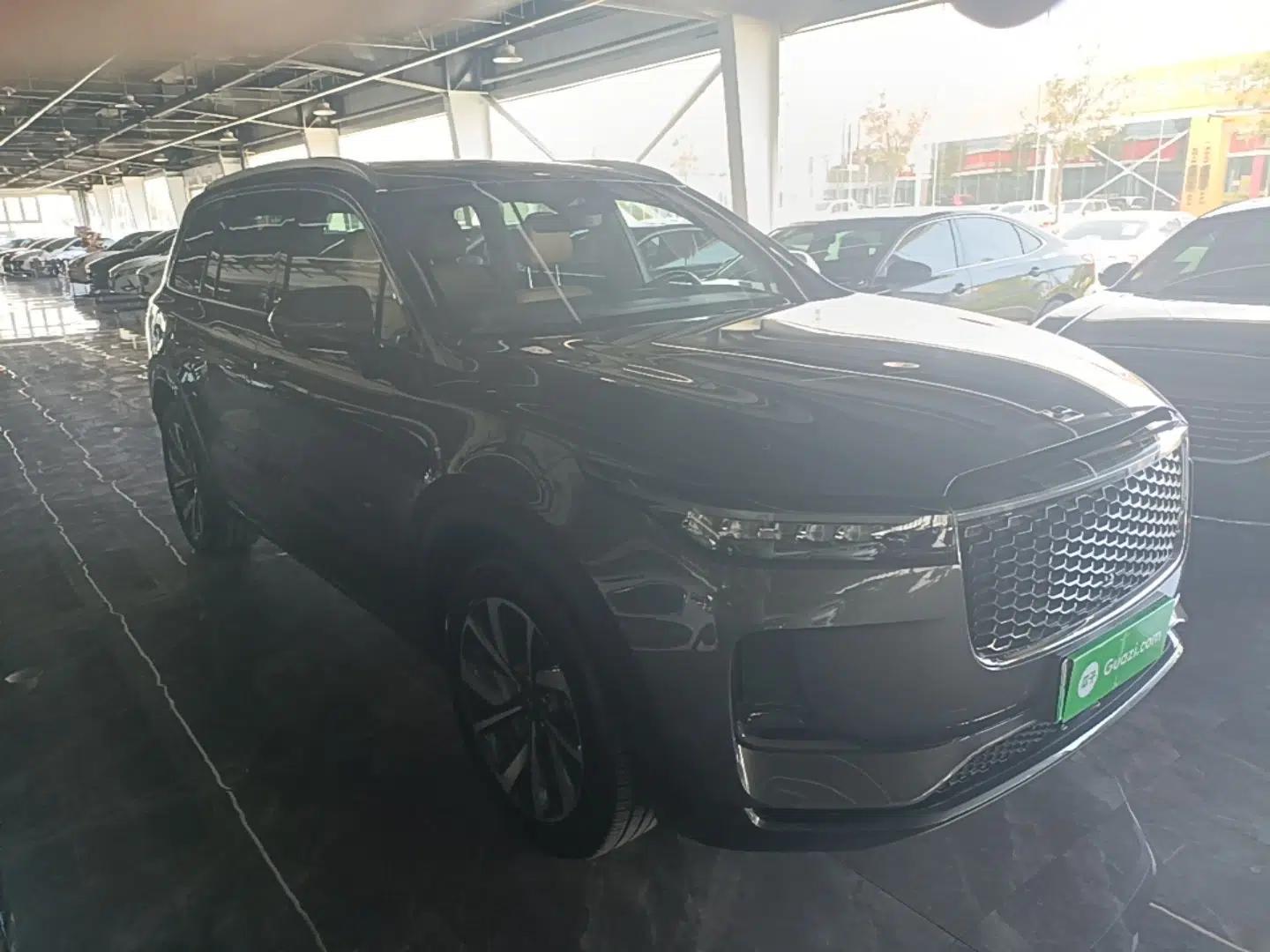 Li Auto ONE 2021 Extended-Range 6-Seater Version — миниатюра 12