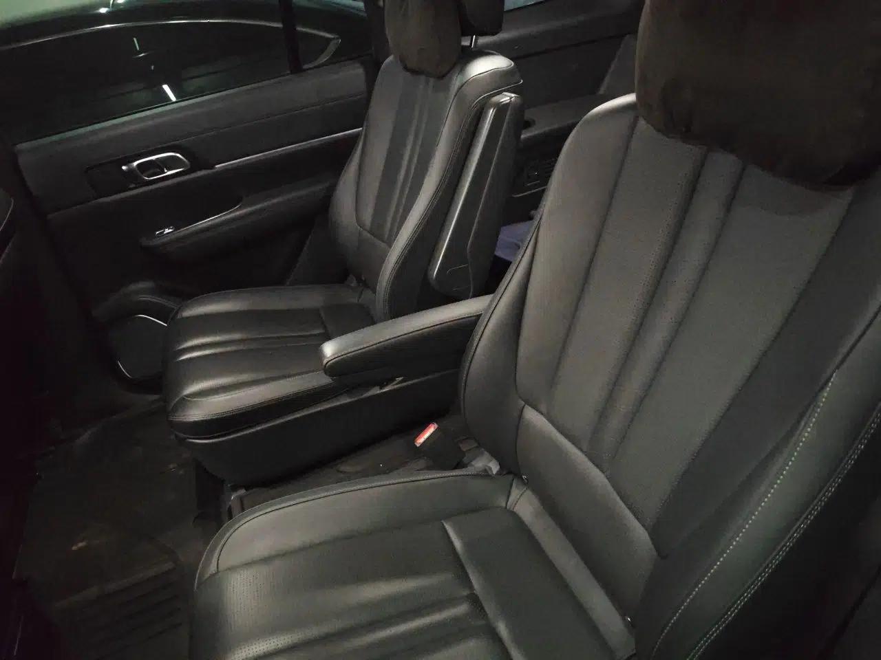 Li Auto ONE 2020 Extended-Range 6-Seater Version — миниатюра 17
