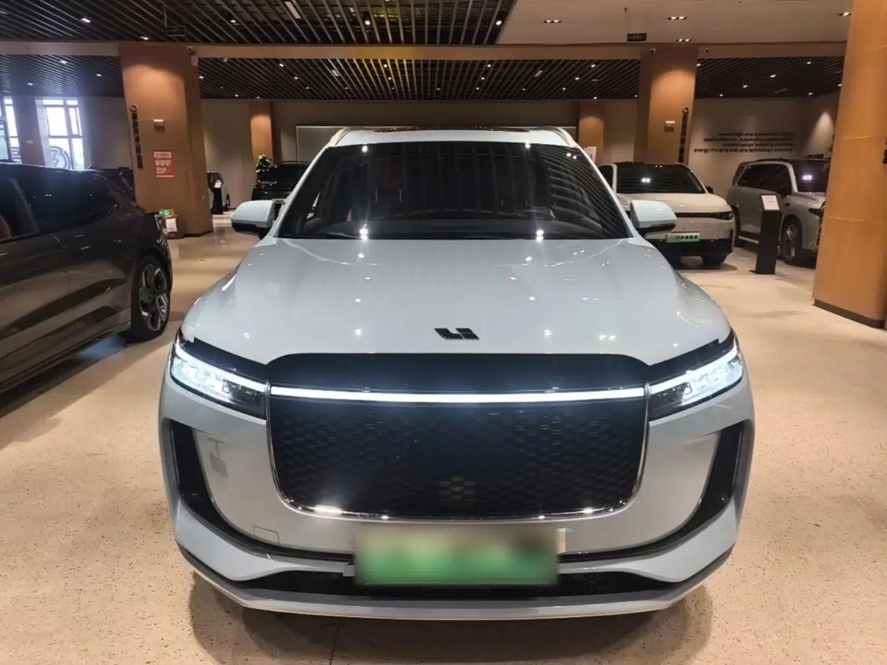 Li Auto ONE 2020 Extended-Range 6-Seater Version — миниатюра 2