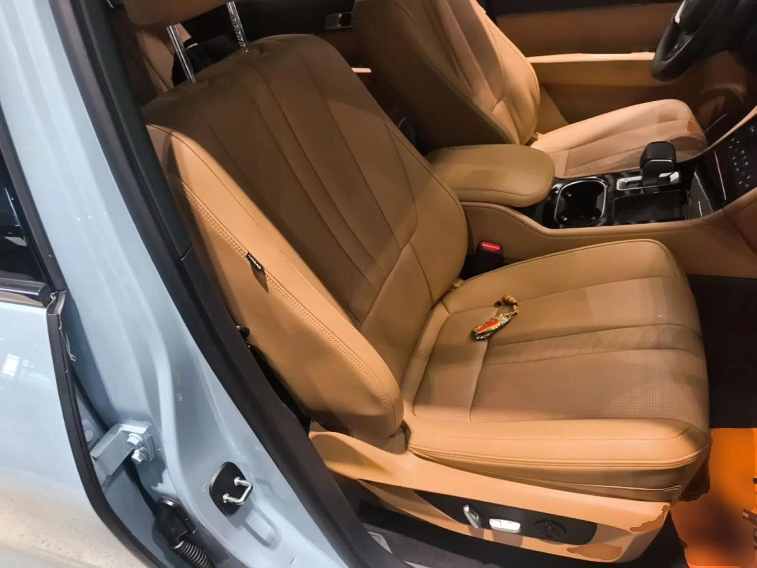 Li Auto ONE 2020 Extended-Range 6-Seater Version — миниатюра 24