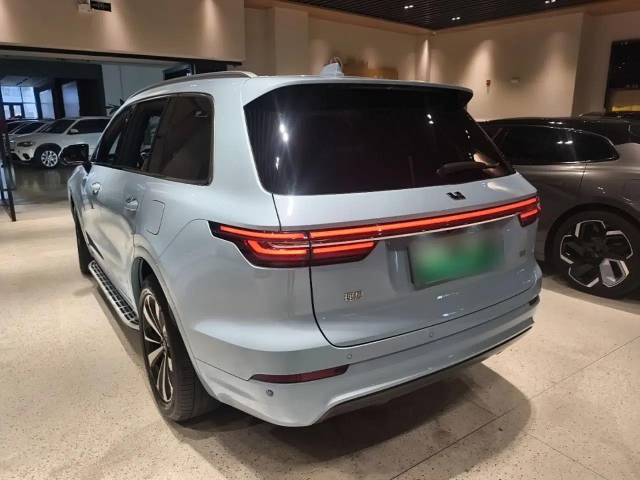 Li Auto ONE 2020 Extended-Range 6-Seater Version — миниатюра 4